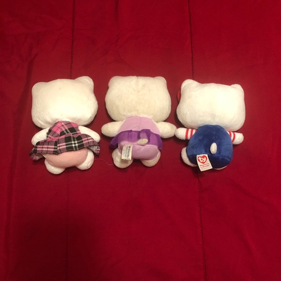 Hello Kitty - Picture 2 of 2